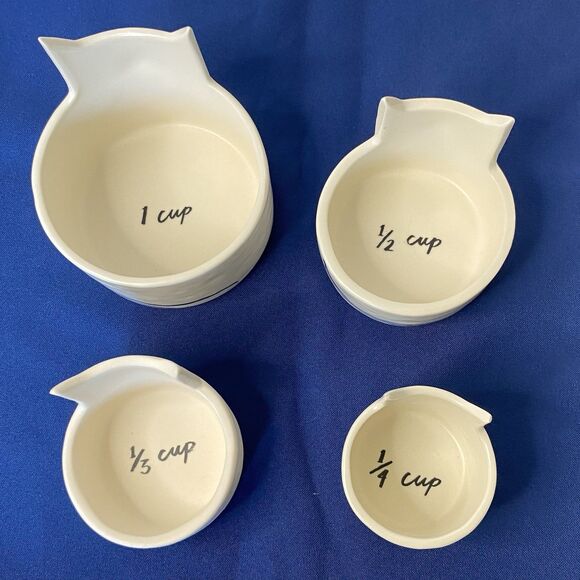 Anthropologie Set of 4 Cat Stoneware Nesting Measuring Cups by Kaye Blegvad - Picture 3 of 11
